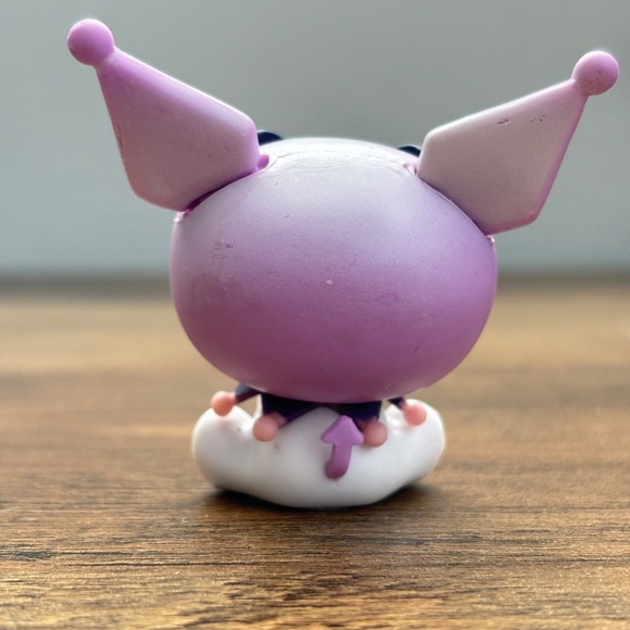 Sanrio Secret Childlike Heart Rocking Horse FLYING KUROMI Miniso Toy Figure Set - Picture 8 of 15